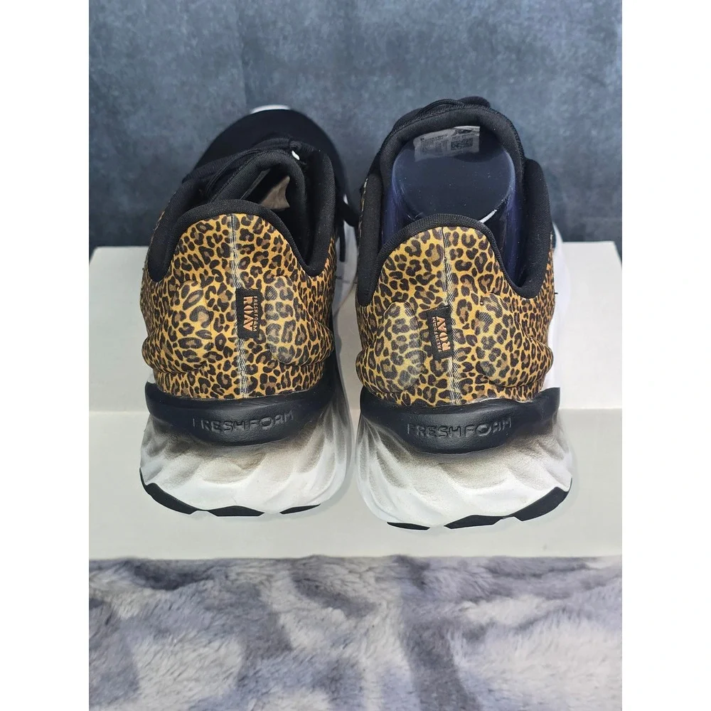 New Balance Fresh‎ Foam Roav v2 Black Leopard Running Shoes Womens 11